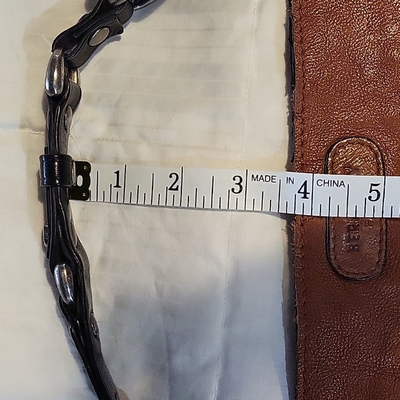 BERACAMY LEATHER TOTE - Picture 11 of 13